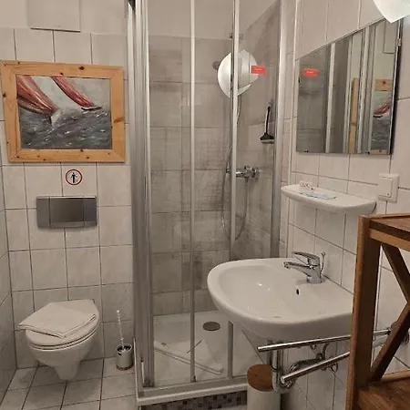 2 Raum Morgensonne Mit Balkon * Sellin (Rugen)